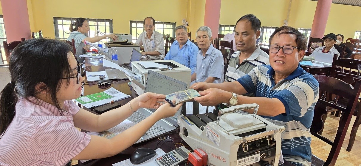 Phòng giao dịch Ngân hàng chính sách xã hội Krông Pắc cho vay ưu đãi đối với học sinh sinh viên, học viên thạc sĩ, nghiên cứu sinh học các ngành khoa học, công nghệ, kỹ thuật và toán